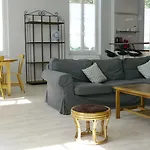Hotel Le Square Saint-Pierre-d'Oleron