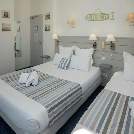 Le Square Hotel 3*