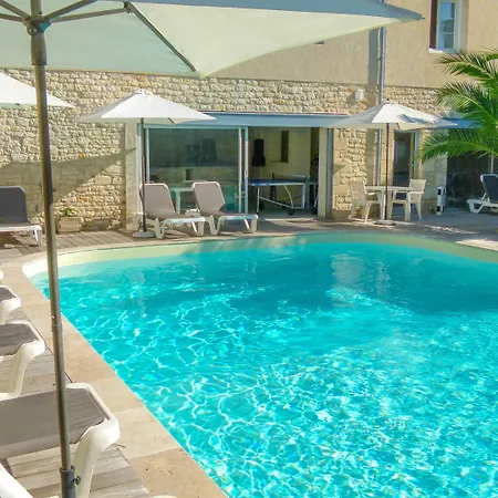 Le Square Hotel Saint-Pierre-d'Oleron