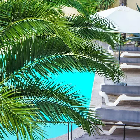 Le Square Hotel Saint-Pierre-d'Oleron