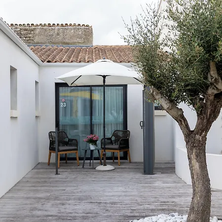 Le Square Hotel Saint-Pierre-d'Oleron