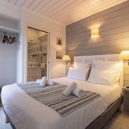Le Square Hotel Saint-Pierre-d'Oleron