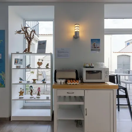 Le Square Hotel