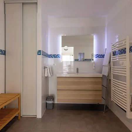 Le Square Hotel 3*