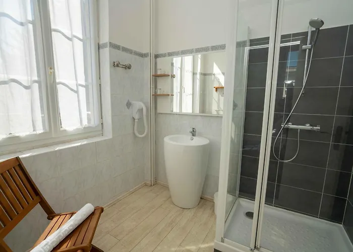 Hotel Le Square Saint-Pierre-d'Oleron