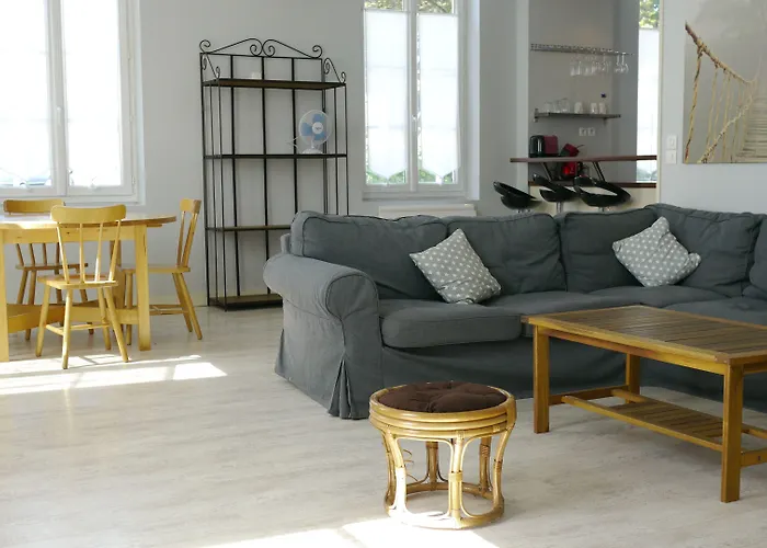 Hotel Le Square Saint-Pierre-d'Oleron