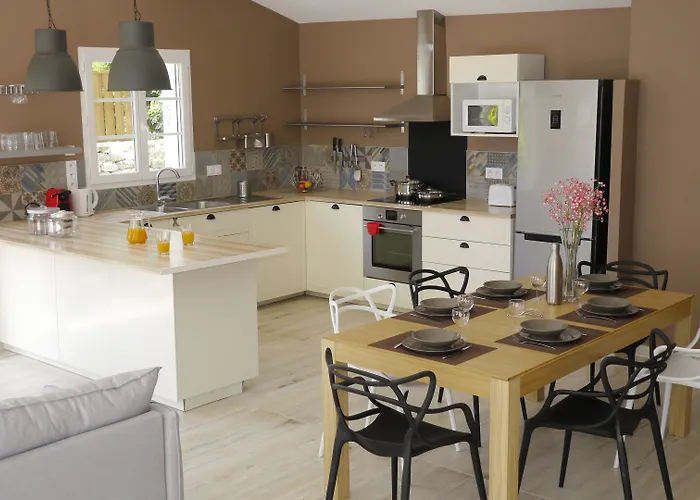 Le Square Hotel Saint-Pierre-d'Oleron